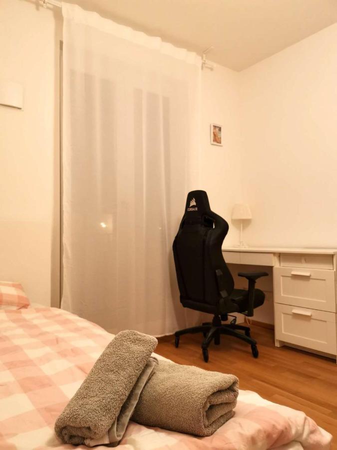 Gemuetliches Privatzimmer In Geraeumiger Gemeinschaftswohnung Dresden Exterior foto