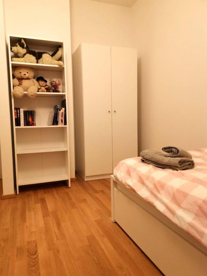 Gemuetliches Privatzimmer In Geraeumiger Gemeinschaftswohnung Dresden Exterior foto