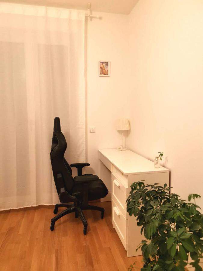 Gemuetliches Privatzimmer In Geraeumiger Gemeinschaftswohnung Dresden Exterior foto